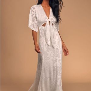 Lulu’s front tie maxi dress. Sold out on Lulus.